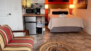 WiFi (free), bed sheets