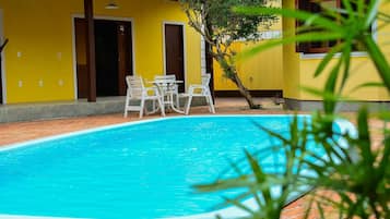 House | Pool