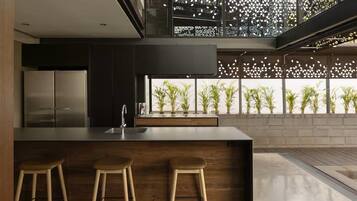 Fridge, microwave, oven, stovetop