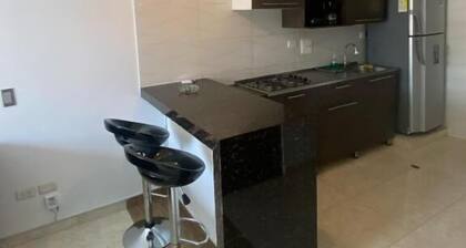 Apartamento comodo central