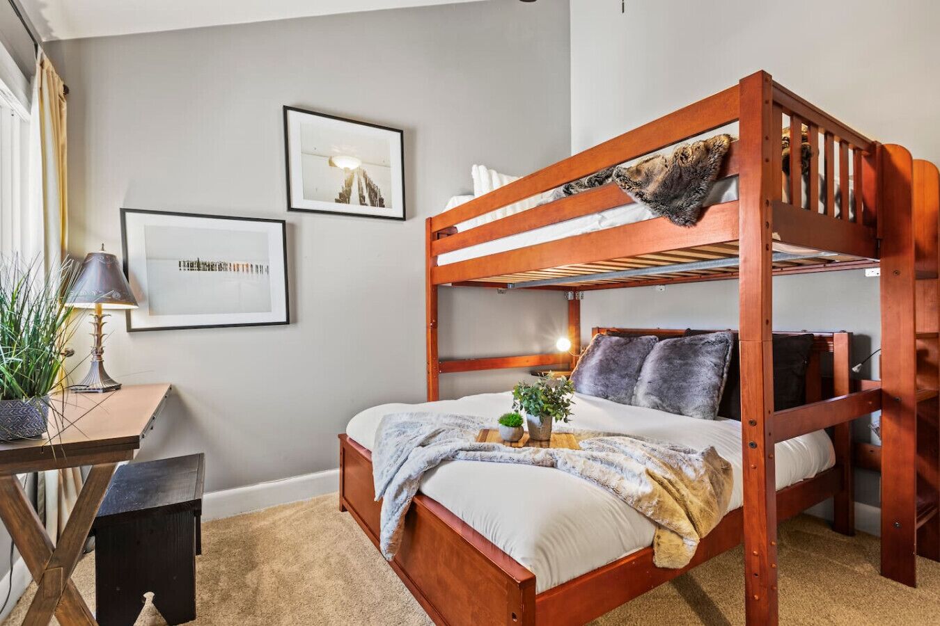 3 habitaciones, cuna de viaje, wifi gratis y ropa de cama 