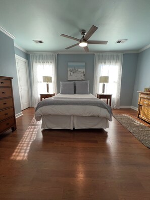 3 chambres, bureau, Wi-Fi, draps fournis