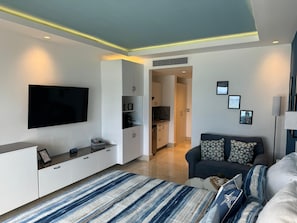 1 slaapkamer, een strijkplank/strijkijzer, wifi, beddengoed
