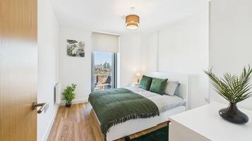 1 habitación, wifi y ropa de cama