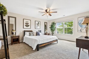 3 soverom, strykejern/-brett, wi-fi (inkludert) og sengetøy