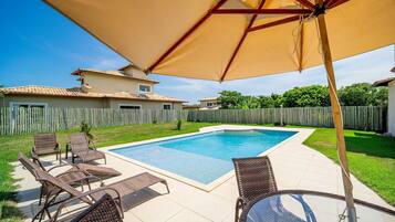 Deluxe House, 6 Bedrooms, Private Pool | Pool | Indoor pool