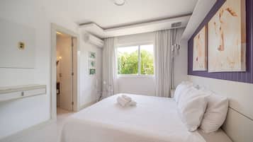 Deluxe House, 6 Bedrooms, Private Pool