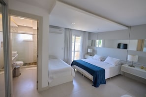 Casa luxo, 6 quartos, piscina particular | Individualmente decorados, individualmente mobiliados, cortinas blackout