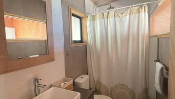 Dutxa, sabó i paper higiènic