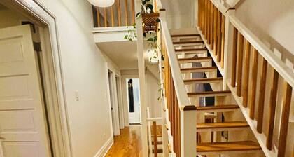 Welcome to Niagara Grand Retreat, the perfect home away from home for your next getaway