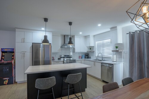 Cozy & Spacious 3BR Home