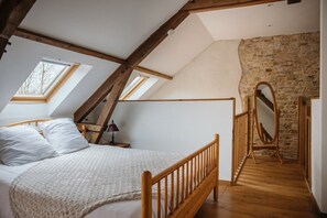 2 chambres, fer et planche à repasser, lit parapluie, Wi-Fi gratuit