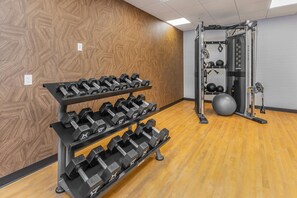Fitness facility - Comfort Inn & Suites (Bradford)