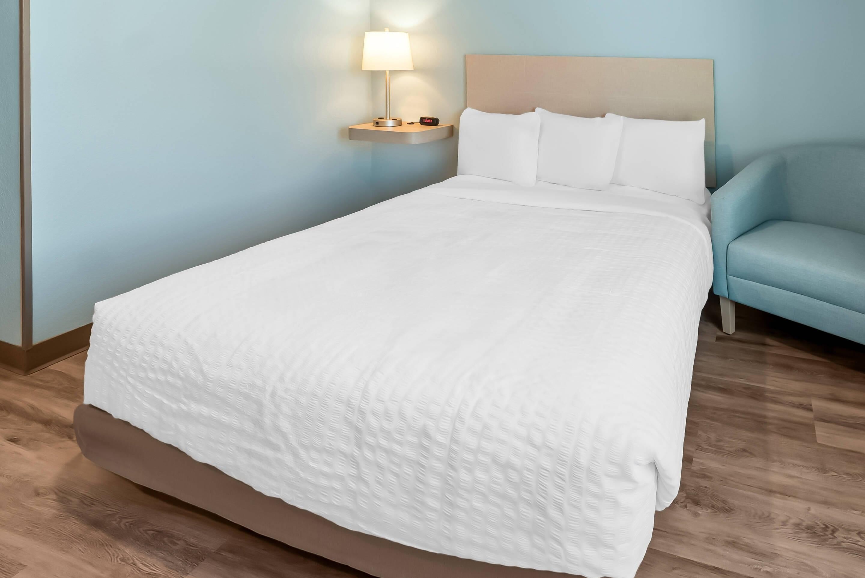 Habitación, 1 cama de matrimonio, accesible en silla de ruedas, no fumadores (Efficiency) | Servicio de la habitación