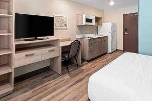 Zimmer, 1 Queen-Bett, Nichtraucher (Efficiency)