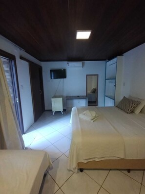 Standard Double Room | 1 bedroom, desk, laptop workspace, free WiFi