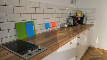 Comfort Studio, 1 Double Bed with Sofa bed, Kitchenette, City View | Private kitchen