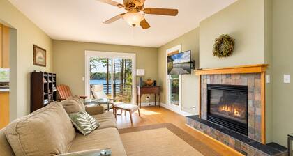 Lakefront, Dock, Kayaks, Paddle Boards, Pet Friendly, Fire pit
