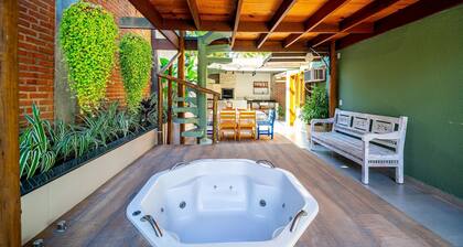Bz21 Casa com Jacuzzi e churrasqueira
