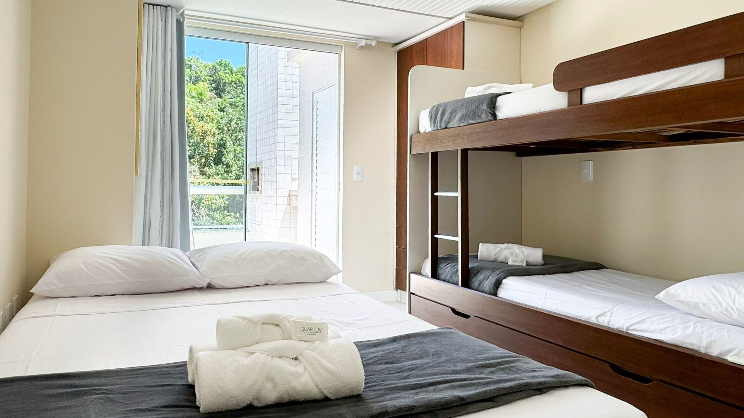 Apartment | 3 bedrooms, WiFi (free)