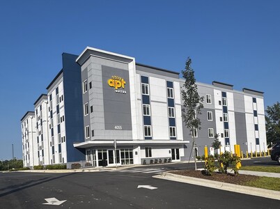 stayAPT Suites Fayetteville