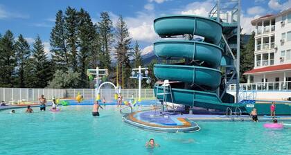 Satsuma | Close to Waterpark, Hot Springs & Golf