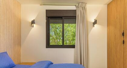 Warm Getaway 24/7 Power in Kfardebian
