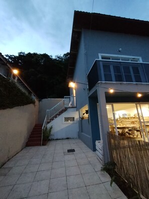 Exterior - Beach, nature and canoeing in Guaiuba (Jardim Guaiuba Guarujá)