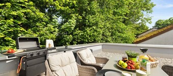 Flussperle Miesbach | Dream vacation apartment with river view and roof terrace