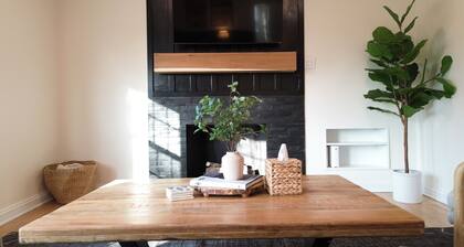 Modern Mission Escape Home - Family Friendly - Close to All Attractions