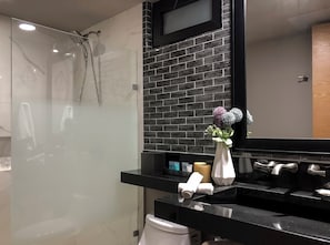 Hair dryer, towels