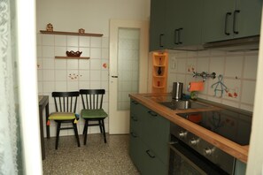 Microwave, oven, stovetop