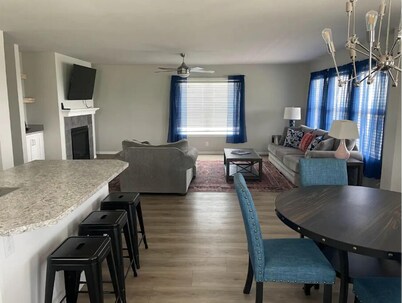 Charming 3-bedroom house with AC, WiFi in beautiful Lander