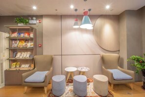 Trung tâm hành chính, văn phòng