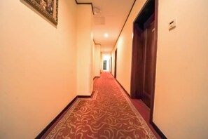 Ảnh chưa phân loại, 3 trong số 16 ảnh, nút