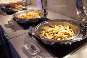 Unclassified image, 5 of 30, button - Yayuncun Hotel (Beijing)