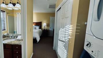 2 habitaciones, tabla de planchar con plancha y wifi gratis