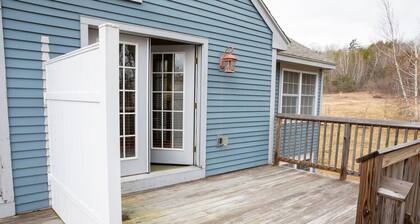 Romantic Cabin Retreat | Near Trails & Golf