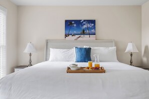 2 bedrooms, iron/ironing board, internet