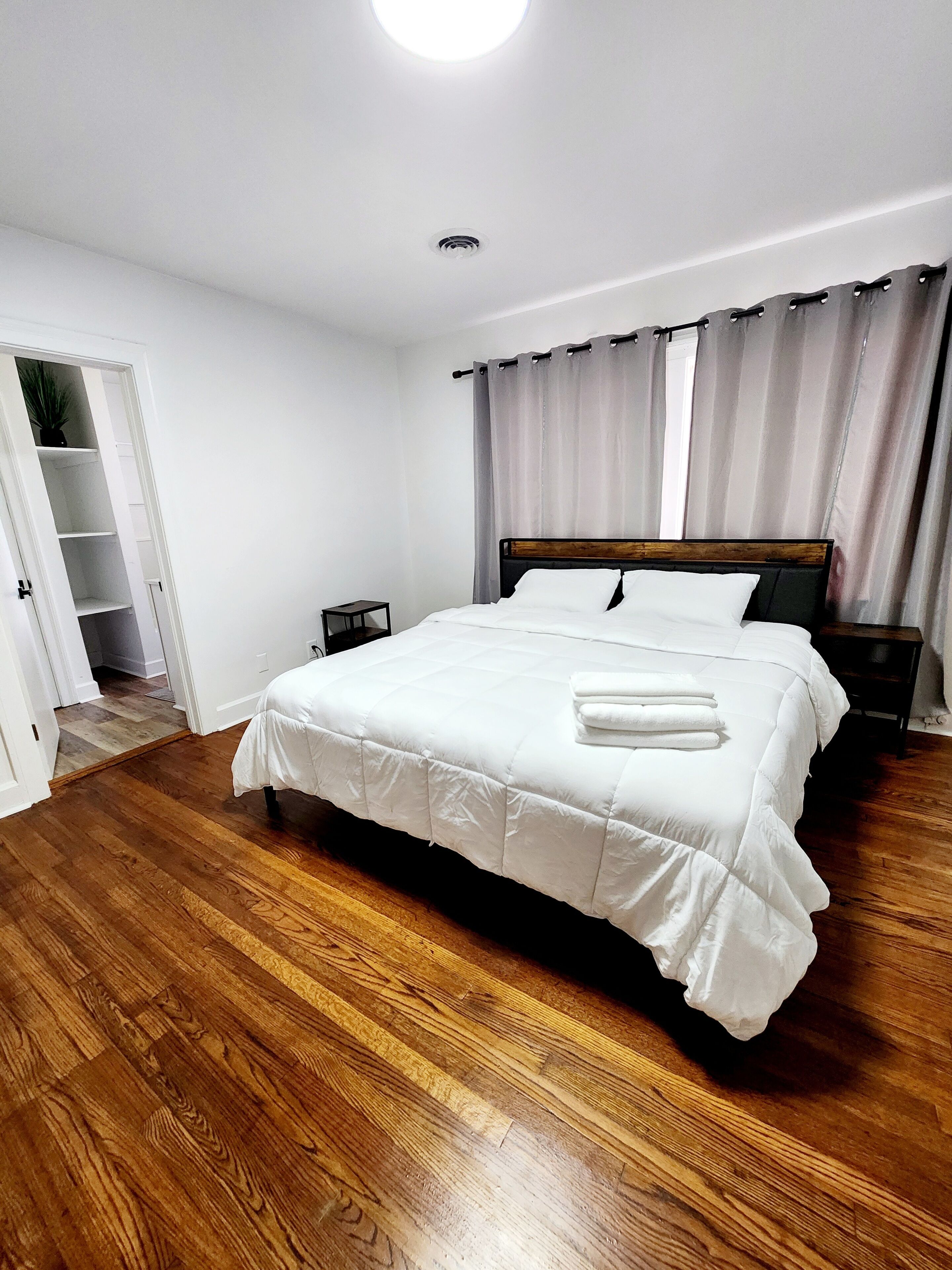 3 bedrooms, iron/ironing board, WiFi