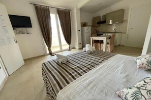 1 bedroom, iron/ironing board, travel crib, free WiFi
