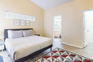 4 Schlafzimmer, Bügeleisen/Bügelbrett, WLAN, Bettwäsche