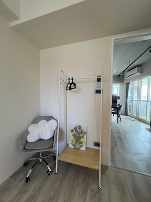 Interior - Zhongxiao Fuxing High-Rise View Apartment - Three Rooms, Two Bathrooms (Taipei City)