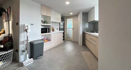 Zhongxiao Fuxing High-Rise View Apartment - Three Rooms, Two Bathrooms