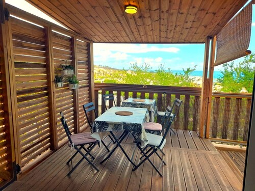 Vacation home 5 minutes walk from Roches Noires beach in St Gilles-ville