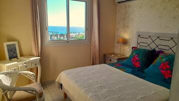 3 chambres, fer et planche Ă repasser, Wi-Fi, draps fournis