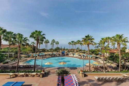 Marriott Newport Coast Resort Tues-Sun Thanksgiving  Week. Great amenities 2-8pp