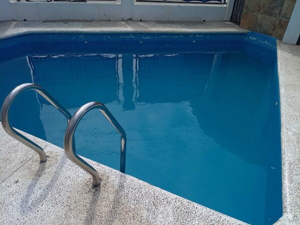 Utomhuspool