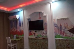 Unclassified image, 3 of 16, button - Shule Hostel (Shanghai)