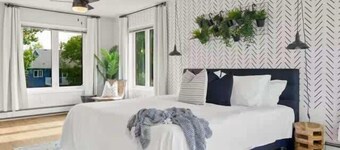 The Riverside, Arcade & Playground